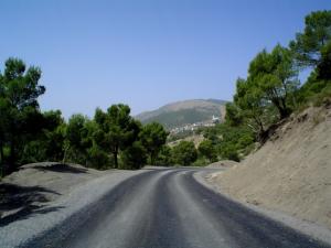 مدخل بلدية  القلة  قدوما من  أولاد دحمان  (ولاية برج بوعريريج)