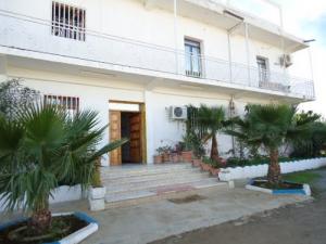 Entrée de la direction du Groupe Abidi (Guelma)