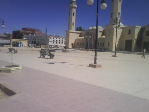 الساحة المقابلة لمسجد  أبي بكر الصديق