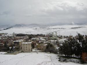 La commune de Zighoud Youcef sous la Neige