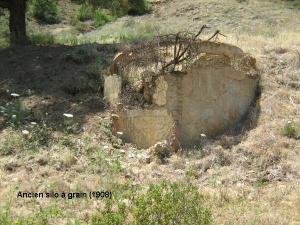 بقايا مخزن حبوب من سنة 1908