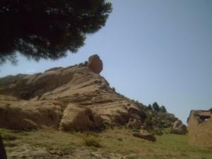 Une Montagne Rocheuse aux alentours de Médéa