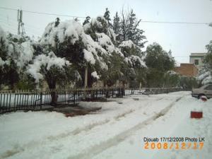 Neige sur le Centre ville de Djouab
