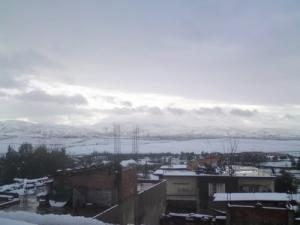 Neige sur le village de Bir Ghbalou