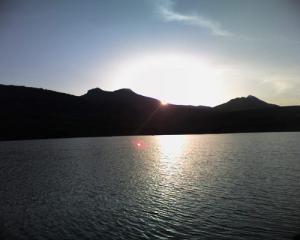 Coucher de Soleil sur le Barrage de Ben Chicao