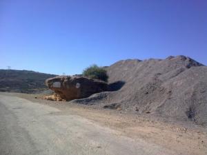 Un Rocher Perforé surla route de Hannacha