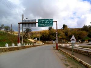 Entrée de la commune de Si El Mahdjoub