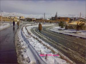Neige sur la commune de Chellalet El Adhaoura