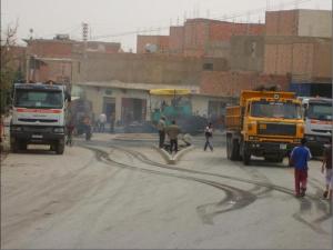 Travaux de Goudronnage au centre ville de Chellalet Adhaoura