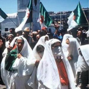 La joie des femmes au 19 Mars 1962 ...