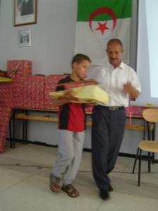 حفل نهاية السنة بثانوية مدينة  دراع قبيلة  و تسليم الجوائز (7)