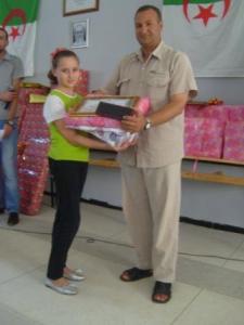 حفل نهاية السنة بثانوية مدينة  دراع قبيلة  و تسليم الجوائز (18)