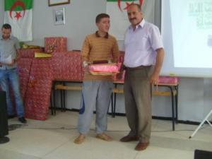 حفل نهاية السنة بثانوية مدينة  دراع قبيلة  و تسليم الجوائز (19)