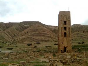 Le Minaret de la Qalaâ des Béni Hammad (Commune de Maadid)