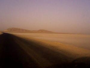 Autoroute longeant Chott El Hodna (Commune de M'cif)