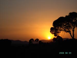 Tombée de la nuit sur les montagnes de Msila