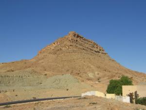 Le Pic de Djebel Louiza (Wilaya de Msila)