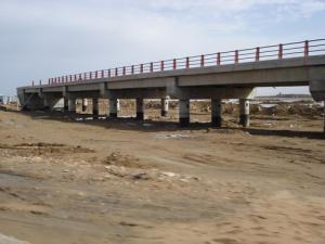 Pont en construction aux environs de Msila