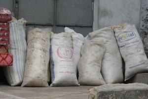 بائع الصوف بحي  سيد لحسن  في مدينة  تلمسان