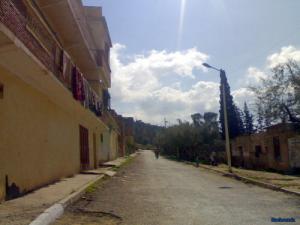 Ruelle vers le cimetière de (Commune de Mohammadia)