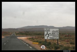 مفترق الطرق عند مخرج ولاية البيض