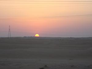 Couché de soleil sur la commune de  Touggourt, Algerie