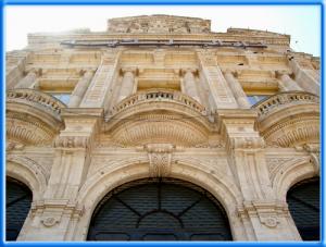 Oran - Vue sur l'Hôtel de ville