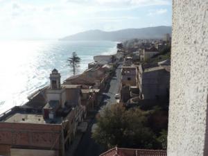 Rue des villas (La Côte d'Oran)