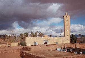 مسجد قصر  تيوت