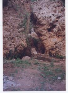 منبع مائي بضواحي بلدية بني سنوس