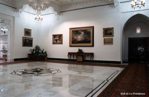 Le Hall de la présidence à El Mouradia