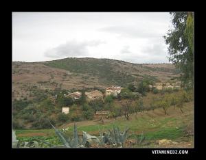 Petites maisons de fermiers de Ben Allel situées dans le Djbel Zaccar el Gherbi