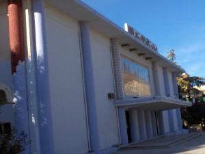 salle  des fêtes de sour el ghozlane