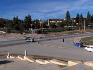 rond point lycée el ghazali sour el ghozlane