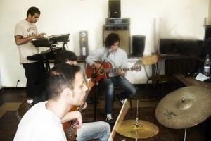 الفرقة الموسيقية  الحرباء