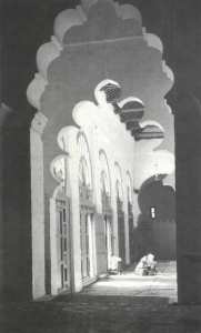 صورة قديمة للجامع الكبير لمدينة تلمسان (جامع المرابطين)