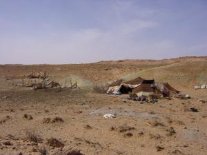Campent de Nomades sur la périphérie d'El Bayadh
