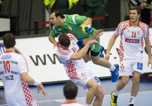 اللاعب الجزائري لكرة اليد  حمزة زواوي  1