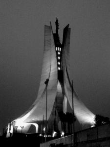 مقام الشهيد بالجزئر العاصمة