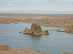 L'île du barrage de BREZINA