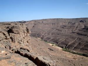 La lave durcie sur les Montagnes Volcaniques de Illizi