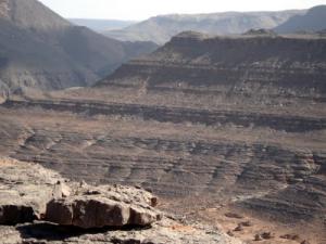 Montagnes Stratifiées