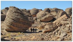 Gigantesques Blocs de Roches à Jabarem
