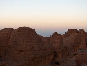 Lever de pleine lune à Ouan et Touami