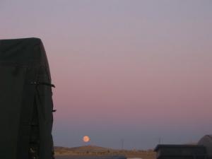 La Lune se Lève sur Sidi Embarek