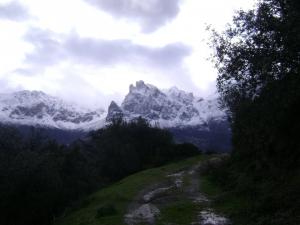 صورة من جبال  واسيف