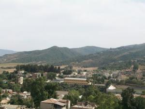 Vue sur la ville de Thenia à Boumerdes