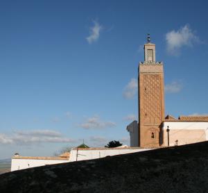 منارة مسجد من مدينة 