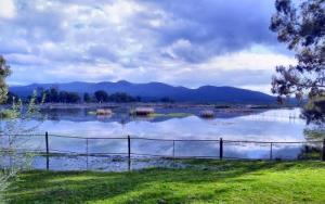 La Rive du Lac  Tonga