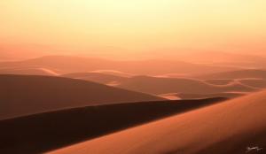coucher du Soleil sur le Vaste Sahara Algérien